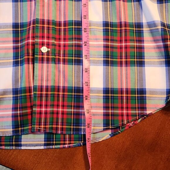 Crown & Ivy Button Down Classic Fit Casual Shirt Medium, Red Green Holiday Plaid - Picture 4 of 9